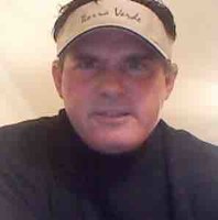 Robert McKnight Email