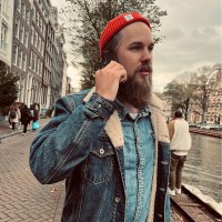 Adam Hansson Email