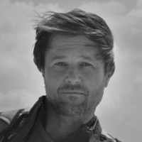 E-mail e número de telefone de Alexander Bruehl