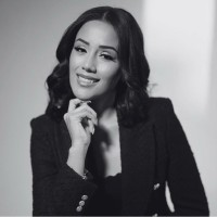 Daniela Davidson Herrera Email & Phone Number