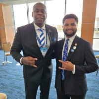 Kean University Employee La Yates's profile photo