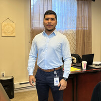 Luis Velasquez Email