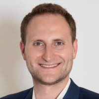 Dominik Lörnitzo Email