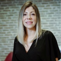 Valeria Mello Email