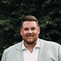 Bob van Aken Email & Phone Number