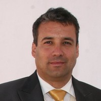 Roberto Acuña Email