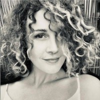 Smart Design Studio Employee Stefanie Taylor's profile photo