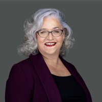 Nanette Nuessle