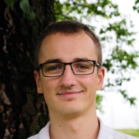 Adam Lysák Email