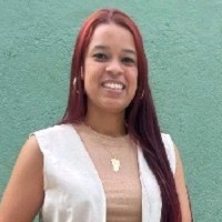 Karolina de Almeida Email