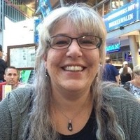 Jo Hanley Email