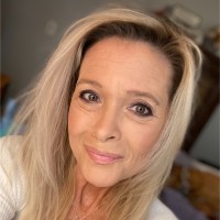 Carol Curreri Email & Phone Number