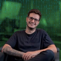 Lucas Calabria Email
