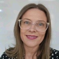 Franciane Fronza Mello Email