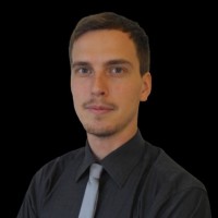 Julius Betz Email