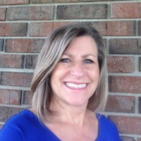 NIX Employee Linda Droege's profile photo