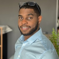 Cellular Vehicles Employee Malik Marlin's profile photo