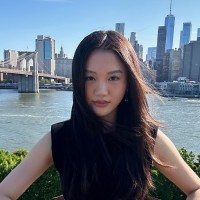 Creatify AI Employee Helen Zheng's profile photo