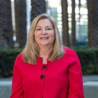 Phillips Management Group Employee Vicki Price's profile photo