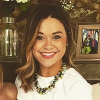 Michelle McCain Email & Phone Number