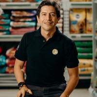 Andrés Fernández Email