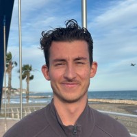 Maximilian van Velden Email