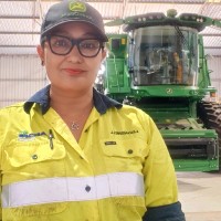 Leighshell Davies Email