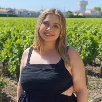 Elizabeth McGrann Email & Phone Number
