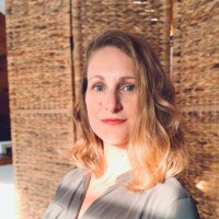 Claudia Larrow Email & Phone Number