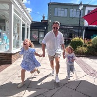 Elliot Knapp Email