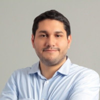 Roberto Vasquez Email & Phone Number