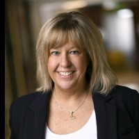 Minnesota Lawyers Mutual Insurance Company Employee Beth Debaere's profile photo