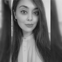 Radhika Ruparelia Email
