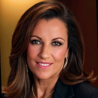 Invoice Cloud Employee Julie Schieni's profile photo