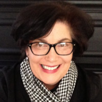 Elizabeth Greenwell Email & Phone Number