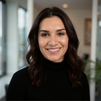 Zoe Behrens Email & Phone Number