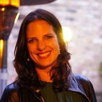 Simone Gerlach Email