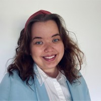 Mari Pakarinen-Petersen Email