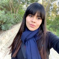 Mishell Martínez Email