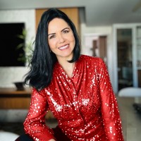 WBA Software Employee Giane Souza's profile photo