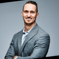 Axos Bank Employee Taylor Osborn's profile photo