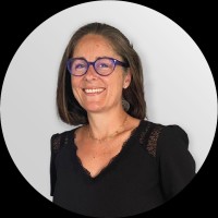 Lola Caillaud Email & Phone Number