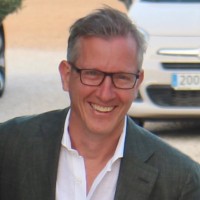 Stephan van Santbrink Email