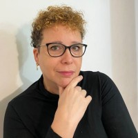 Raquel Cavalcante Email