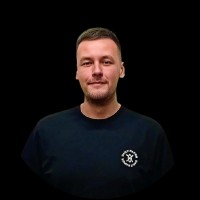 Mart Veninga Email