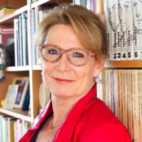 Simone de Rie Email