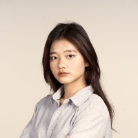 Mai Hoàng Email