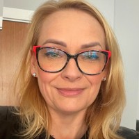 Kat Mieszkowska Email & Phone Number