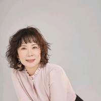 Joyce Wang Email
