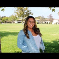 CBRE Employee Kristina Martinez's profile photo